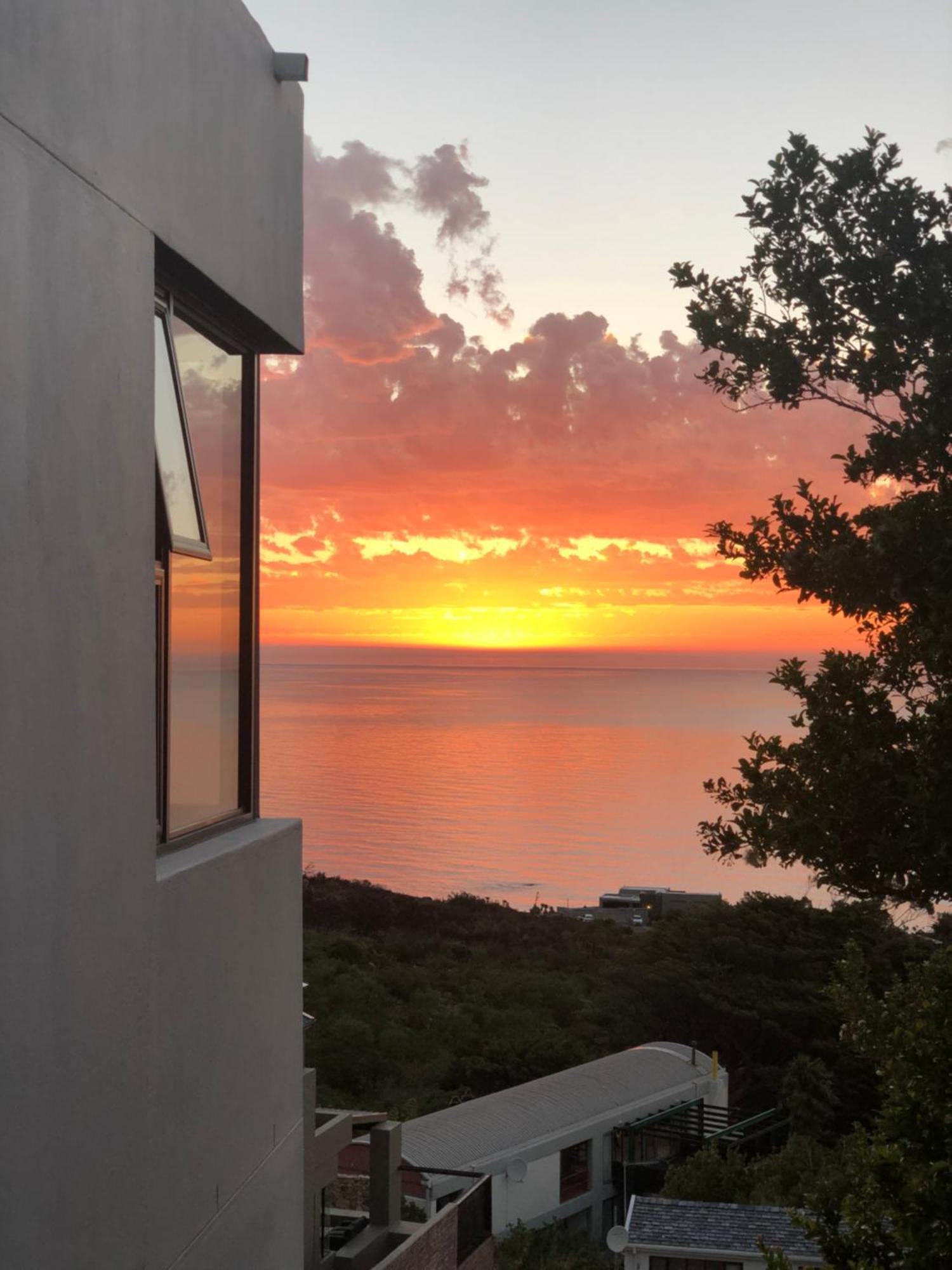 Camps Bay Blue Self-Catering Studios Le Cap Extérieur photo