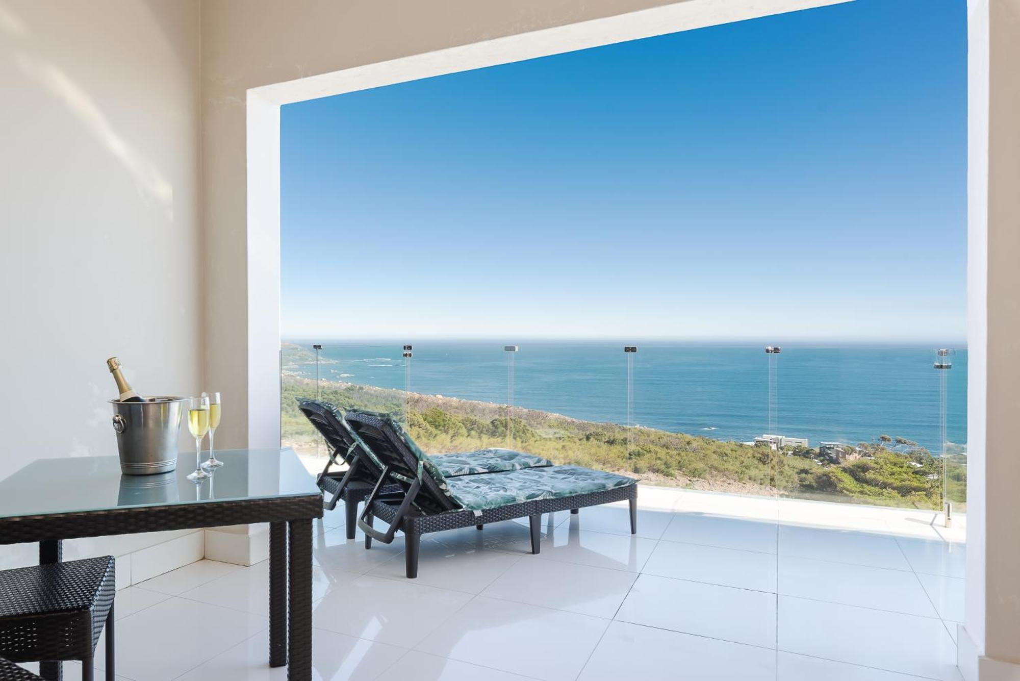 Camps Bay Blue Self-Catering Studios Le Cap Extérieur photo